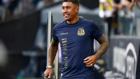 热刺防线奇兵罗梅罗客战纽卡独揽双响，生涯首度梅开二度闪耀英伦绿茵场