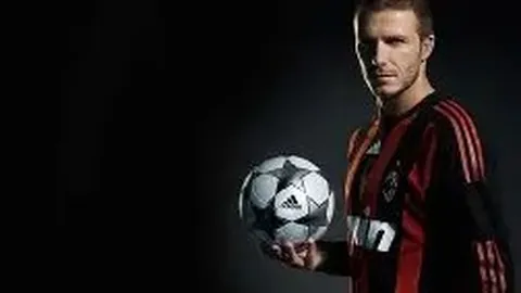 《激战一触即发！热刺迎战曼联，穆阿尼对决姆伯莫，多尔古领衔，舍什科&达洛特待命》