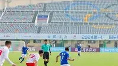 《维尔贝克5分钟内体验足球“极限反转”：点球惊魂后，勺子点球成笑柄，冲突染黄引争议》